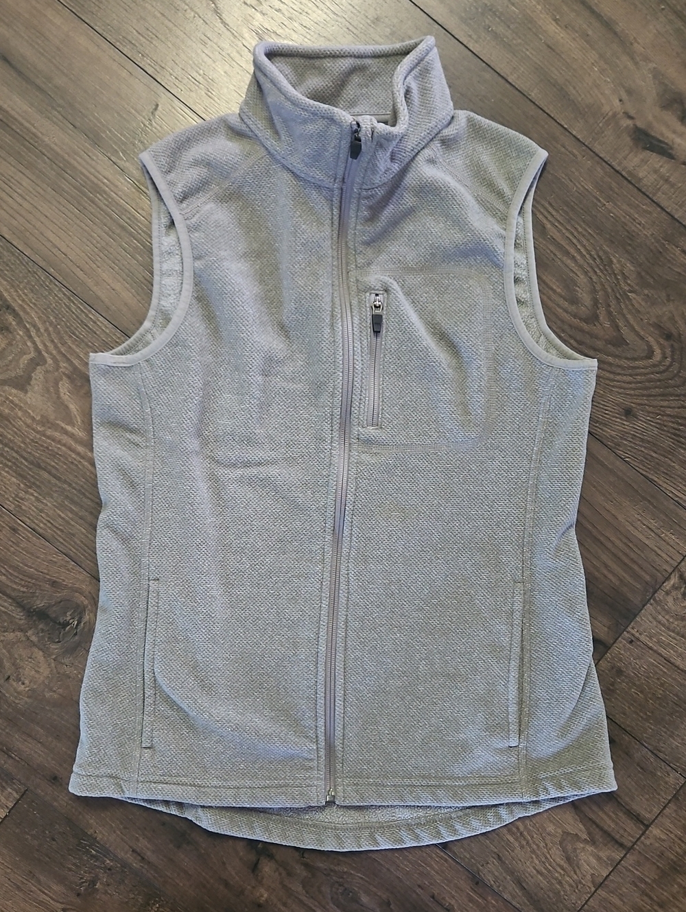 Duluth Trading Women's Lightweight Gray Zip-Up Fleece Vest